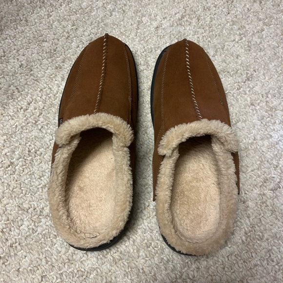 Orthofeet Men’s slippers. Size 10. - Picture 3 of 4